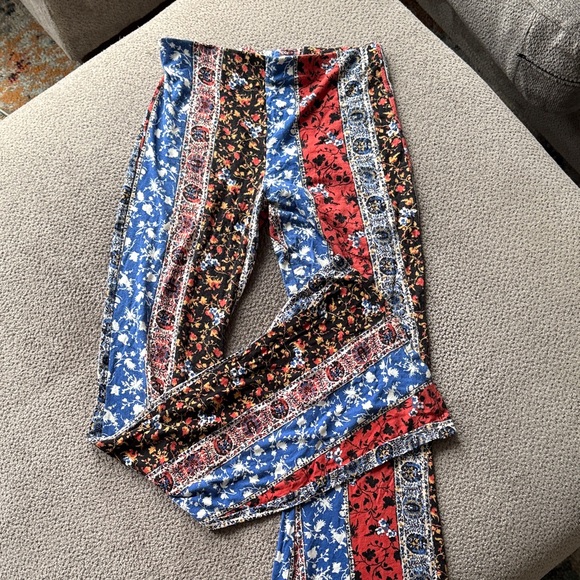 Vintage Havana Floral Pants - Picture 3 of 3